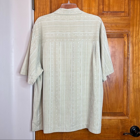 Bermuda Bay 100% Silk Light Tan Button Down Short Sleeve Shirt Men's Size XL - Picture 13 of 14